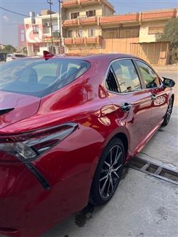 تۆیۆتا کامری